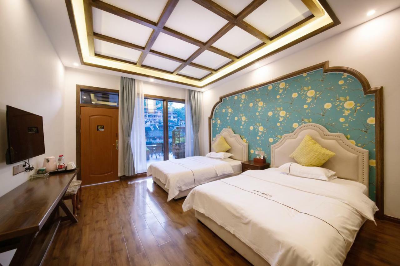 Fenghuang Slowly Time Inn Esterno foto