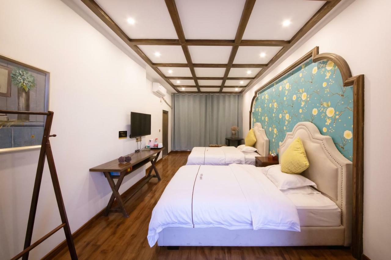 Fenghuang Slowly Time Inn Esterno foto